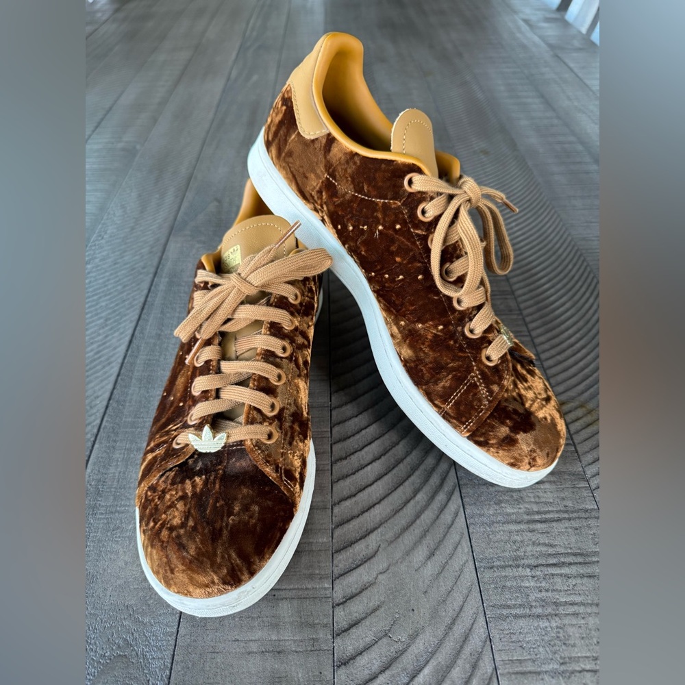 Adidas - adidas Stan Smith Brown Velvet Pack Sneaker Men's Size 9.5